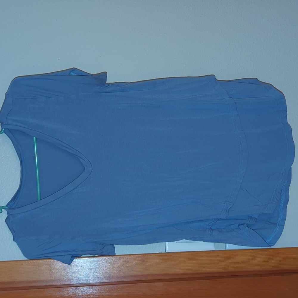 Latched Mama S blue T-shirt